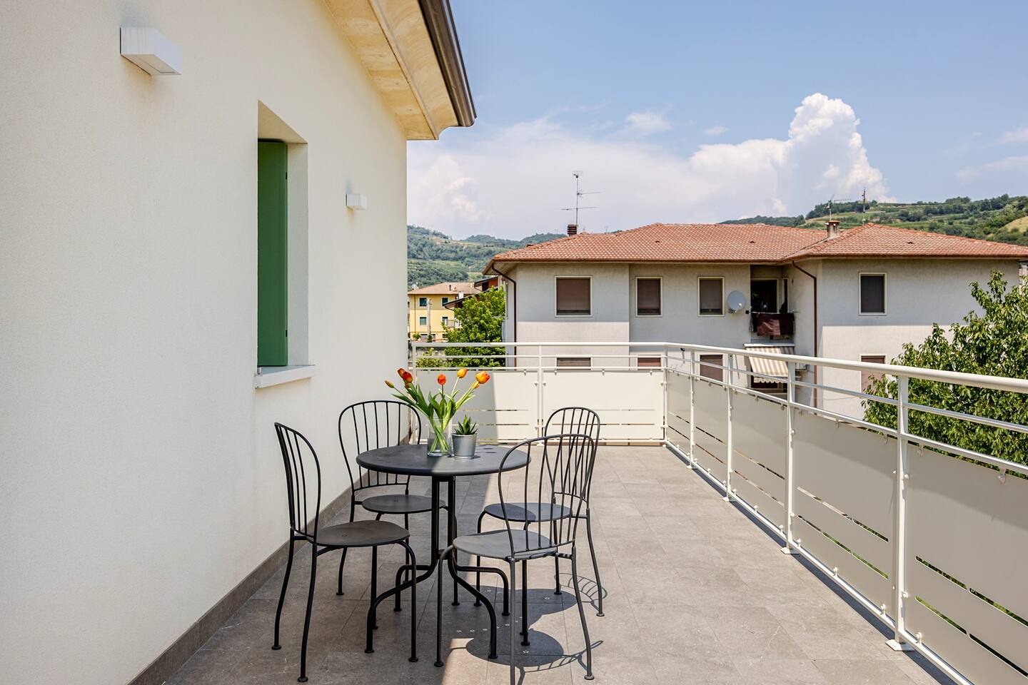 Appartamento 02 — La Terrazza